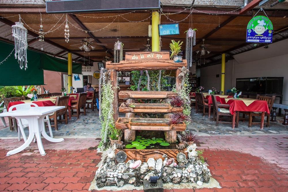 Klong Muang Inn Ban Ko Kwang Bagian luar foto